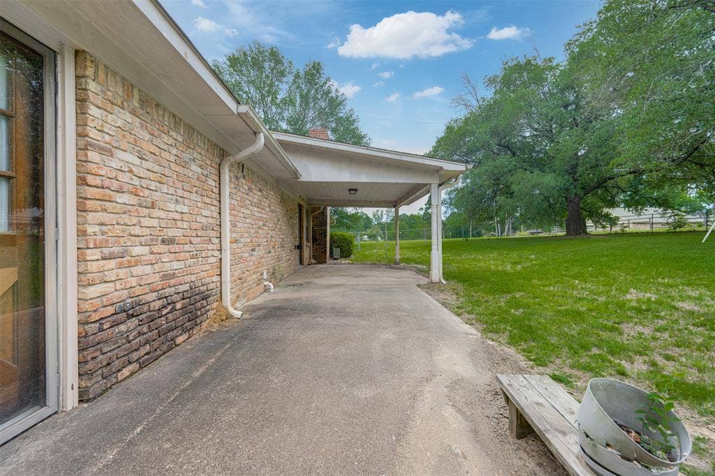 8798 Hill N Dale Road, Tyler, TX 75709 Patio terrace