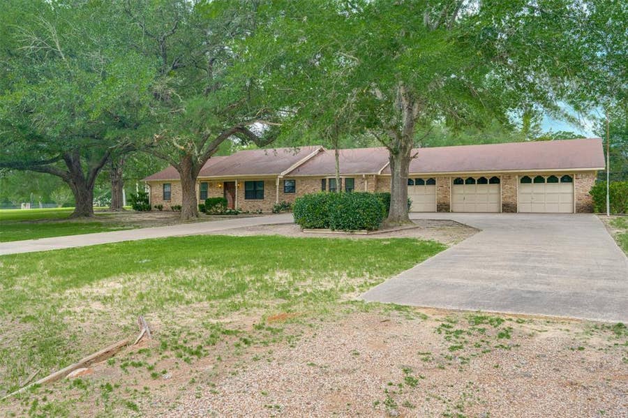 Property photo for 8798 Hill N Dale Road, Tyler, TX