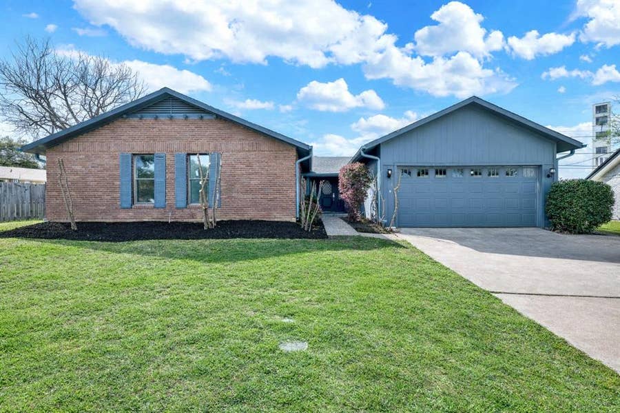 Property photo for 2033 Durham Street, Irving, TX
