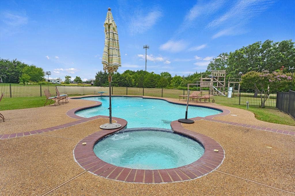 4480 County Road 551, Farmersville, TX 75442 4480 County Road 551, Farmersville, TX 75442