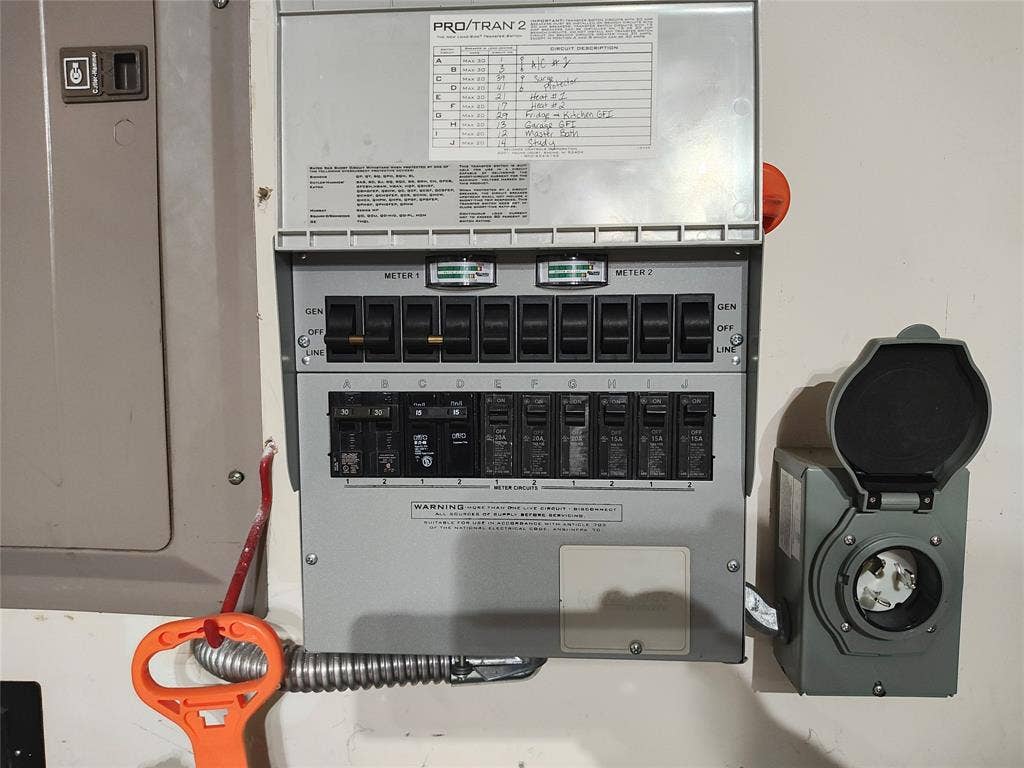 1100 Durango Circle, Shady Shores, TX 76208 Generator Input