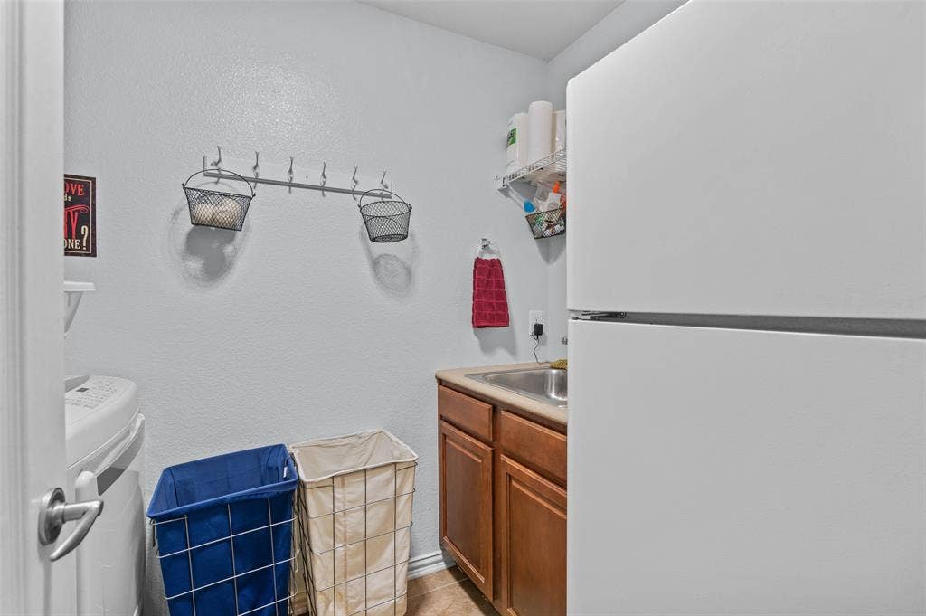 1100 Durango Circle, Shady Shores, TX 76208 1100 Durango Circle, Shady Shores, TX 76208
