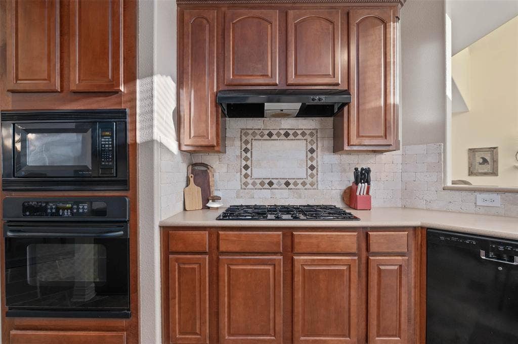 1100 Durango Circle, Shady Shores, TX 76208 1100 Durango Circle, Shady Shores, TX 76208