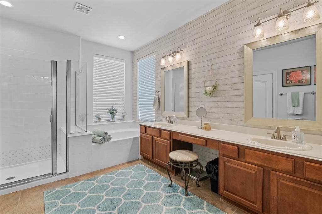 1100 Durango Circle, Shady Shores, TX 76208 1100 Durango Circle, Shady Shores, TX 76208