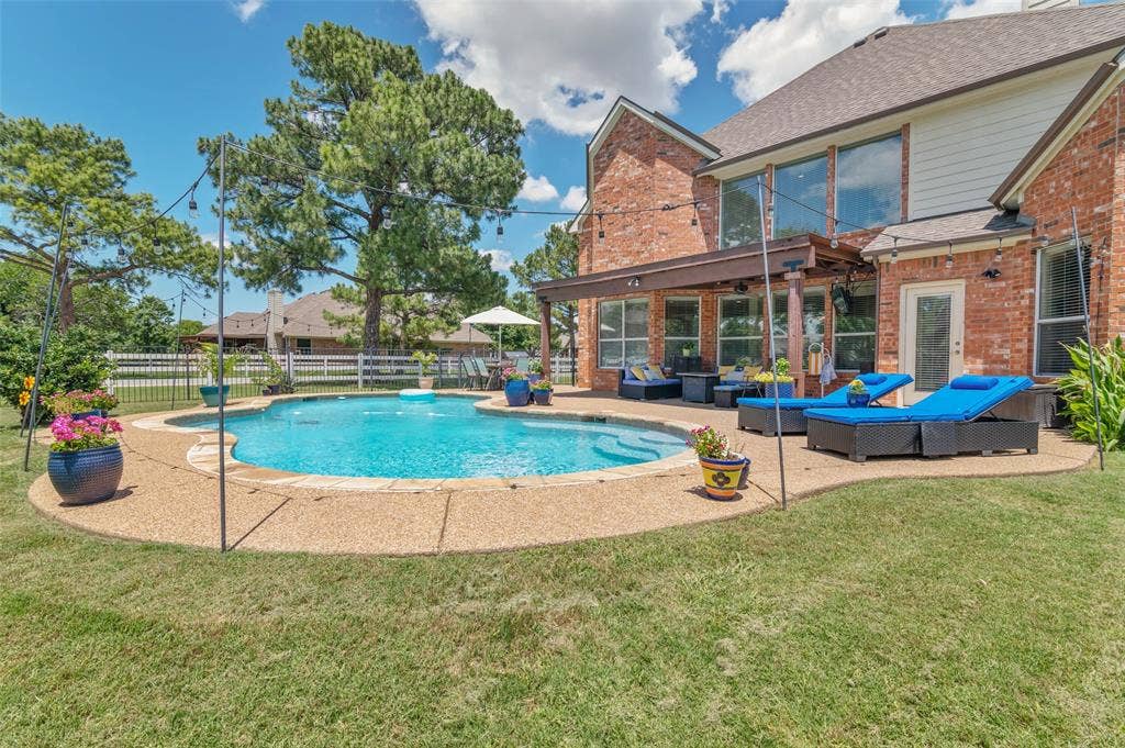 1100 Durango Circle, Shady Shores, TX 76208 1100 Durango Circle, Shady Shores, TX 76208