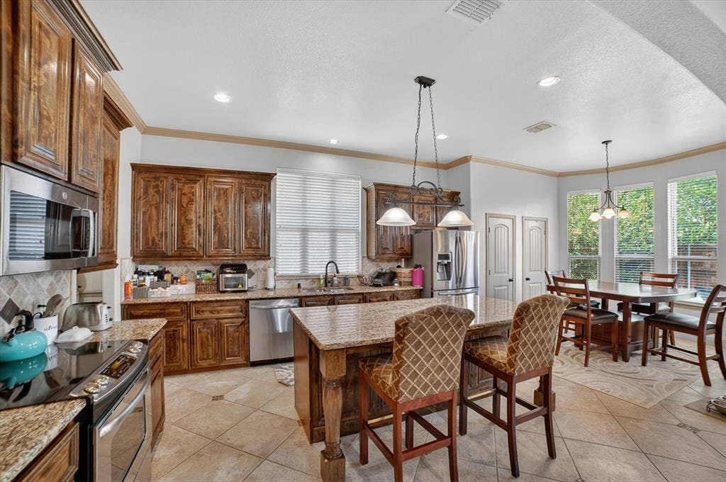 172 Buffington Avenue, Fate, TX 75189 172 Buffington Avenue, Fate, TX 75189