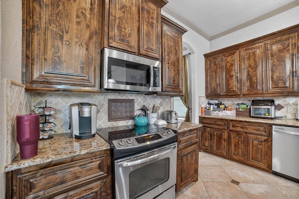 172 Buffington Avenue, Fate, TX 75189 172 Buffington Avenue, Fate, TX 75189