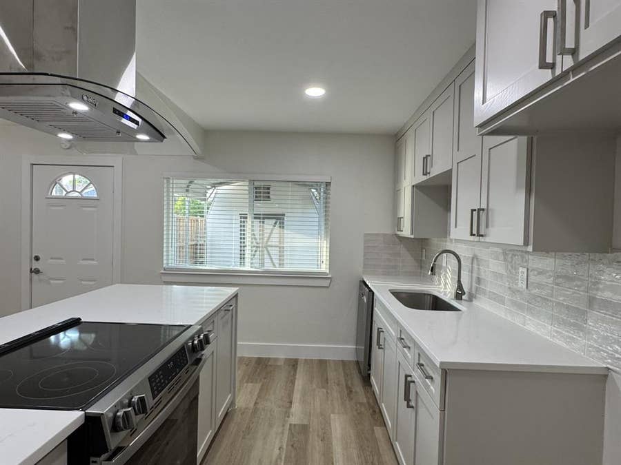 Property photo for 625 Camilla Lane, Garland, TX
