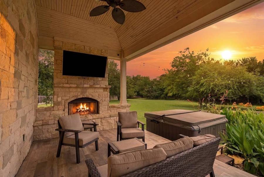 Property photo for 8 Freedom Court, Waco, TX