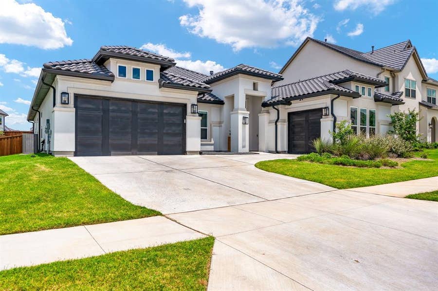 Property photo for 12130 Diamond Creek Drive, Frisco, TX