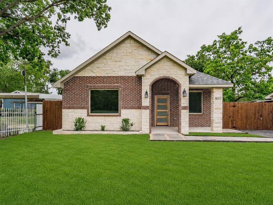 Property photo for 4617 Merida Avenue, Fort Worth, TX