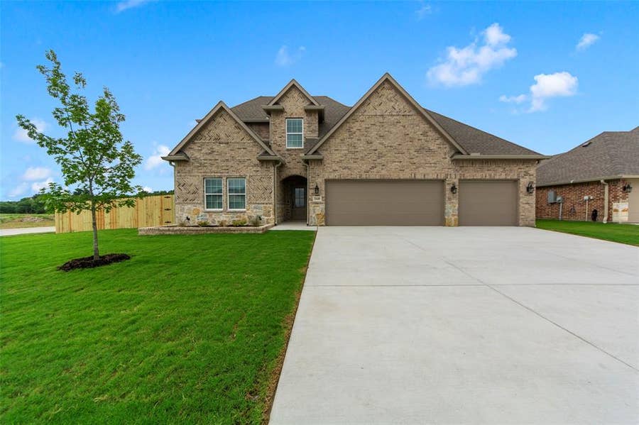 Property photo for 260 Brent Lane, Greenville, TX