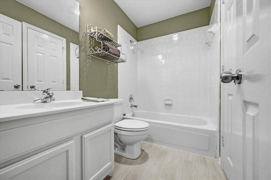 2228 Amy Lane, Plano, TX 75074 2ND FLOOR BATHROOM WITH NEW TILE FLOORING - SHARED BY AJACENT BEDROOM AND GAME ROOMTWO FULL BATHS ON THE 2ND FLOOR