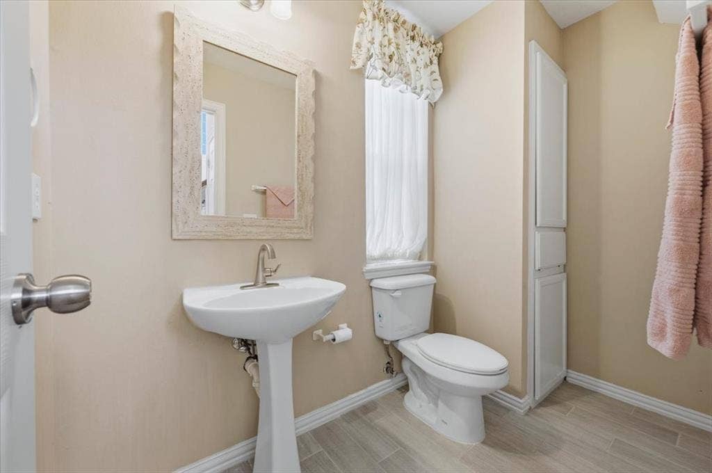2228 Amy Lane, Plano, TX 75074 HALF BATH FOR GUESTS - FIRST FLOOR NEAR ENTRY - HUGE WALK IN CLOSET UNDER THE STAIRS