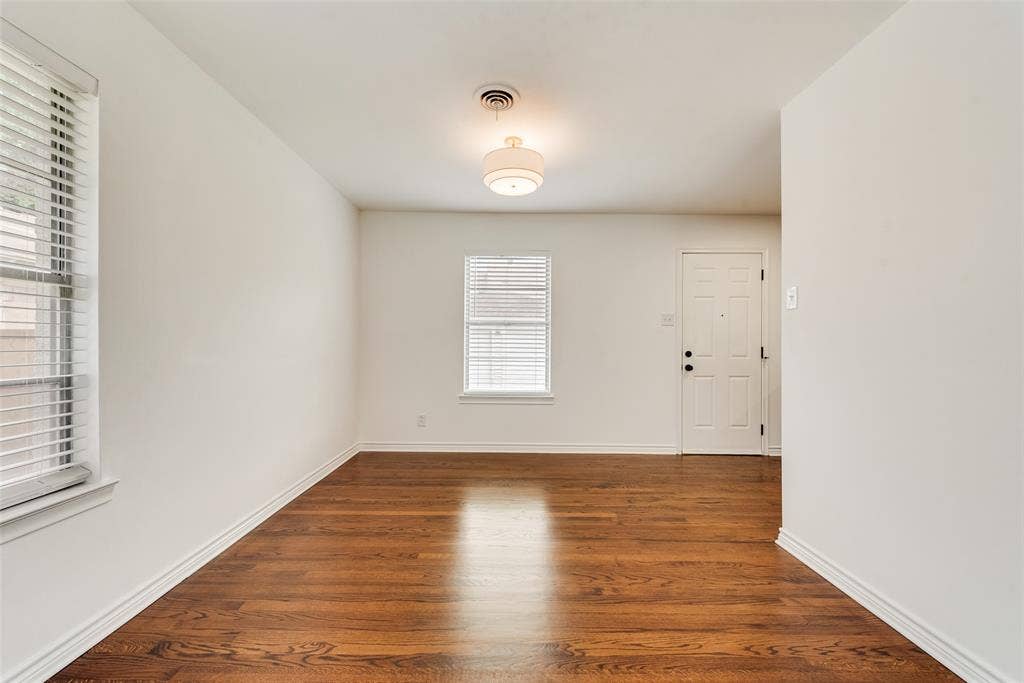 2523 San Medina Avenue, Dallas, TX 75228 2523 San Medina Avenue, Dallas, TX 75228