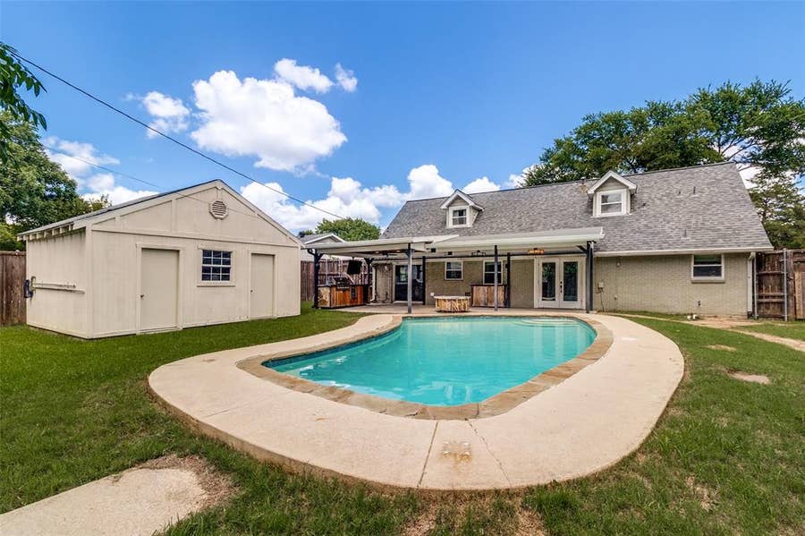 Property photo for 13133 Flagstone Lane, Dallas, TX