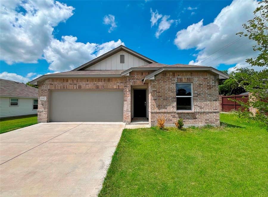 Property photo for 102 Doma Avenue, Greenville, TX