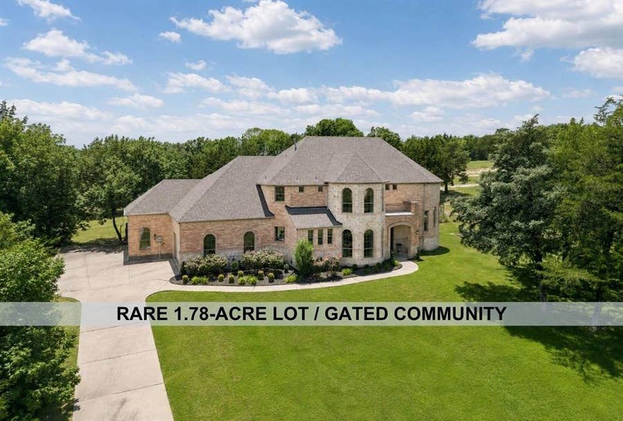 Property photo for 4598 Lake Breeze Drive, McKinney, TX