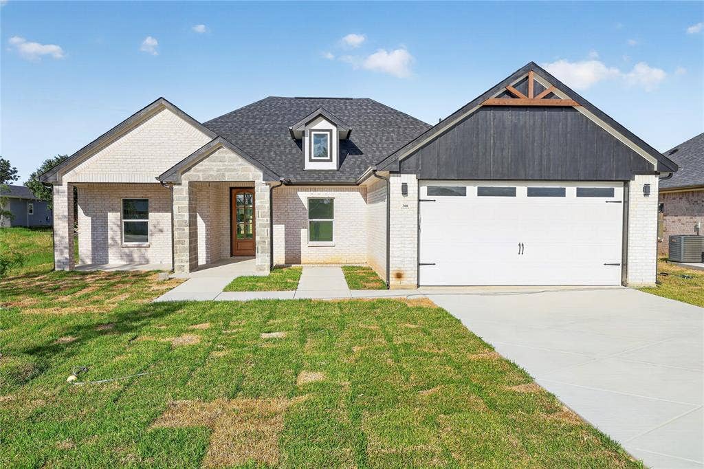 308 Backlash Drive, Gun Barrel City, TX 75156 308 Backlash Drive, Gun Barrel City, TX 75156