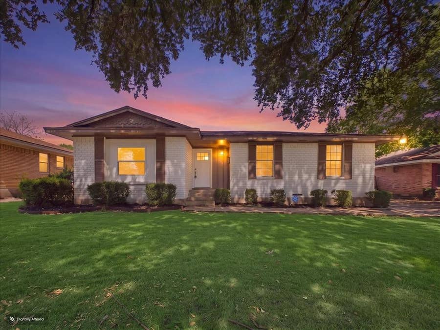 Property photo for 1211 Robin Glen Drive, Dallas, TX