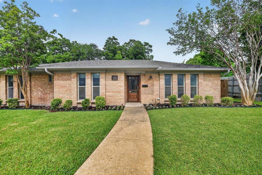 Property photo for 1205 Edgefield Drive, Plano, TX