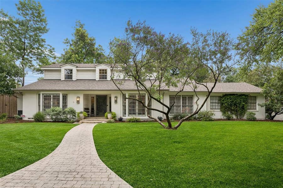 Property photo for 13220 Wittmore Circle, Dallas, TX