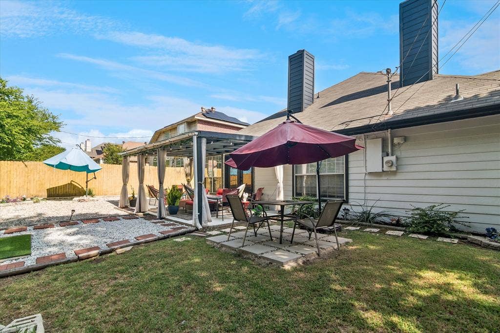 804 Clover Hill Lane, Cedar Hill, TX 75104 804 Clover Hill Lane, Cedar Hill, TX 75104