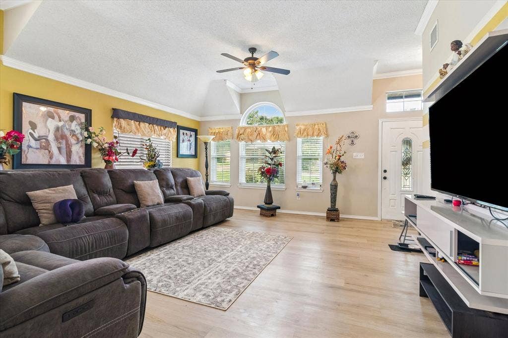 804 Clover Hill Lane, Cedar Hill, TX 75104 804 Clover Hill Lane, Cedar Hill, TX 75104