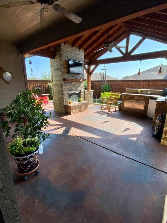Property photo for 279 Marina Drive, Azle, TX