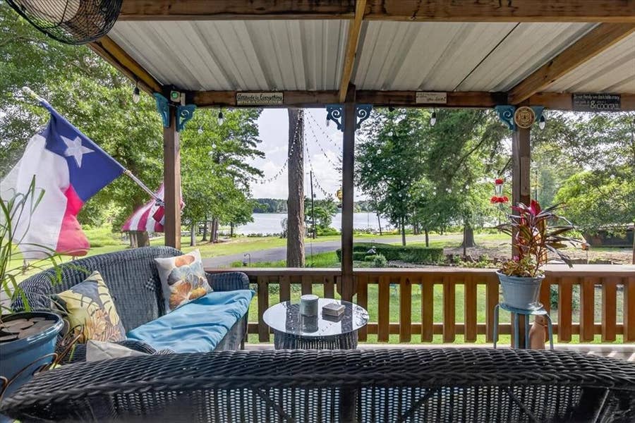 Property photo for 505 County Road 3420, Hawkins, TX