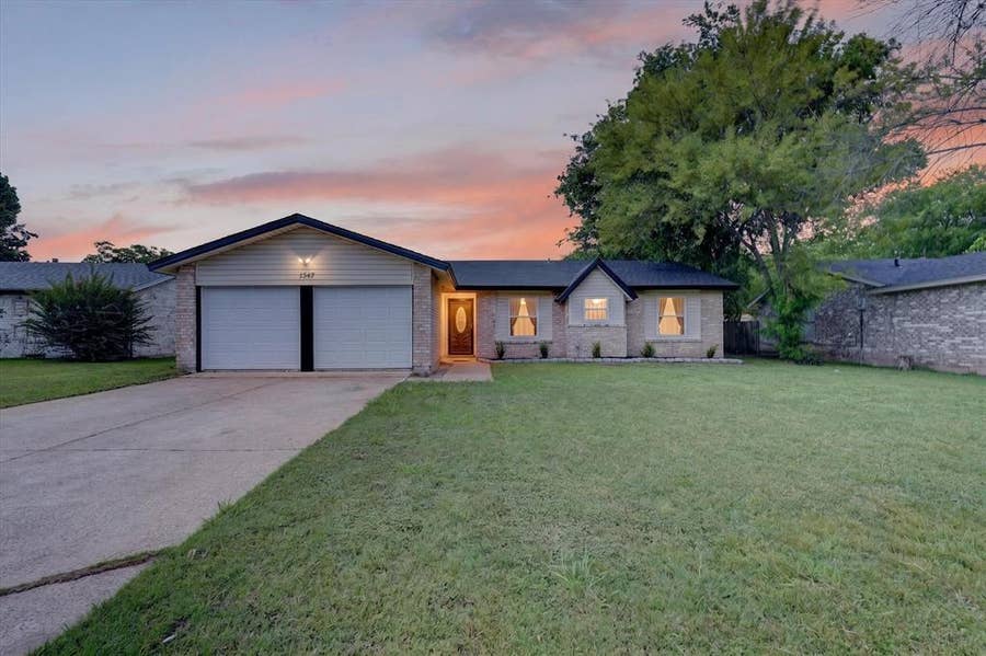 Property photo for 1547 Oakbrook Street, Lancaster, TX
