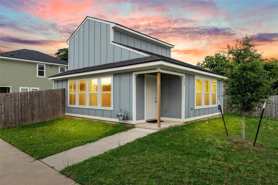 Property photo for 700 Hines Avenue, Waco, TX