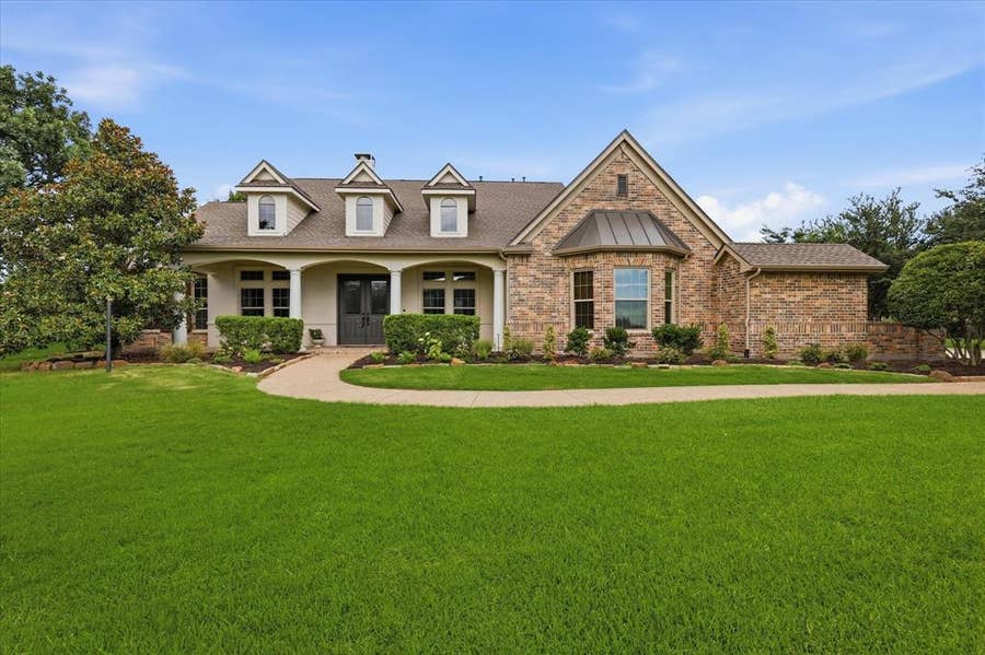 Property photo for 105 Bee Caves Road, Lucas, TX