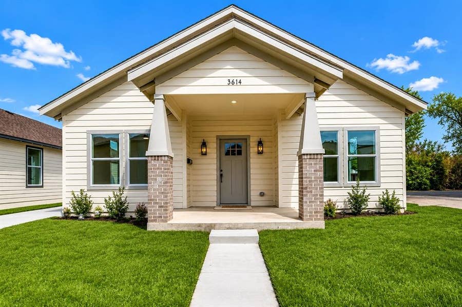 Property photo for 3614 Latimer Street, Dallas, TX