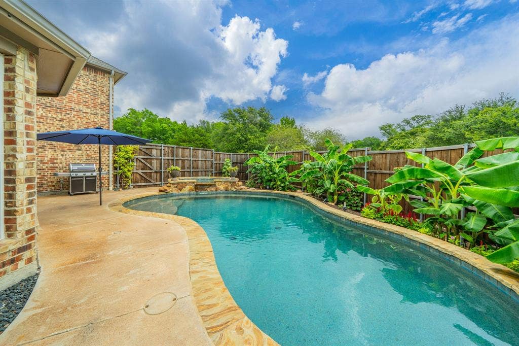 1050 Hidden Lakes Way, Rockwall, TX 75087 1050 Hidden Lakes Way, Rockwall, TX 75087