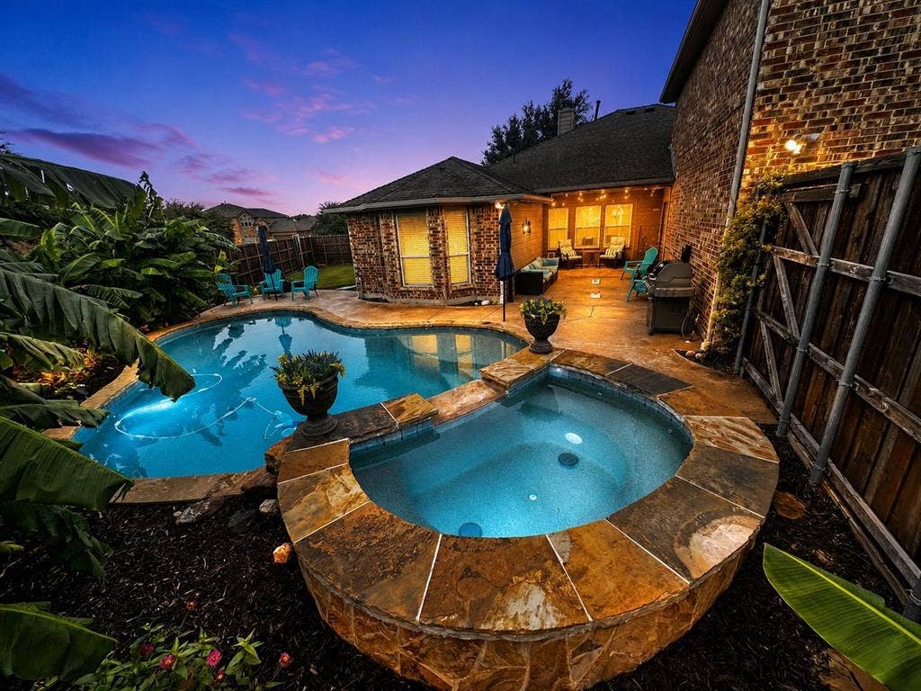 1050 Hidden Lakes Way, Rockwall, TX 75087 1050 Hidden Lakes Way, Rockwall, TX 75087