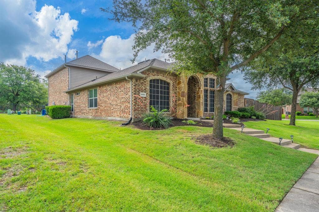 1050 Hidden Lakes Way, Rockwall, TX 75087 1050 Hidden Lakes Way, Rockwall, TX 75087