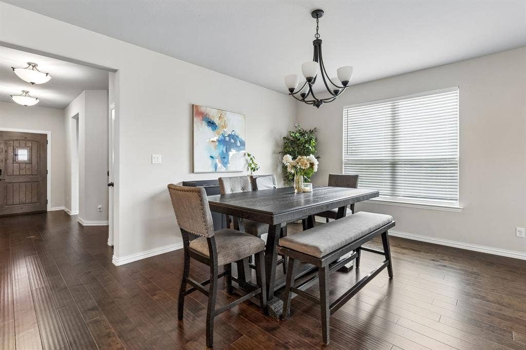 2001 Gill Star Drive, Haslet, TX 76052