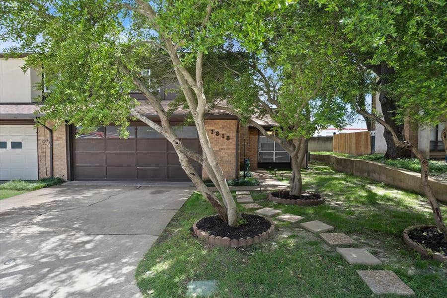 Property photo for 1818 Highbrook Court, Garland, TX