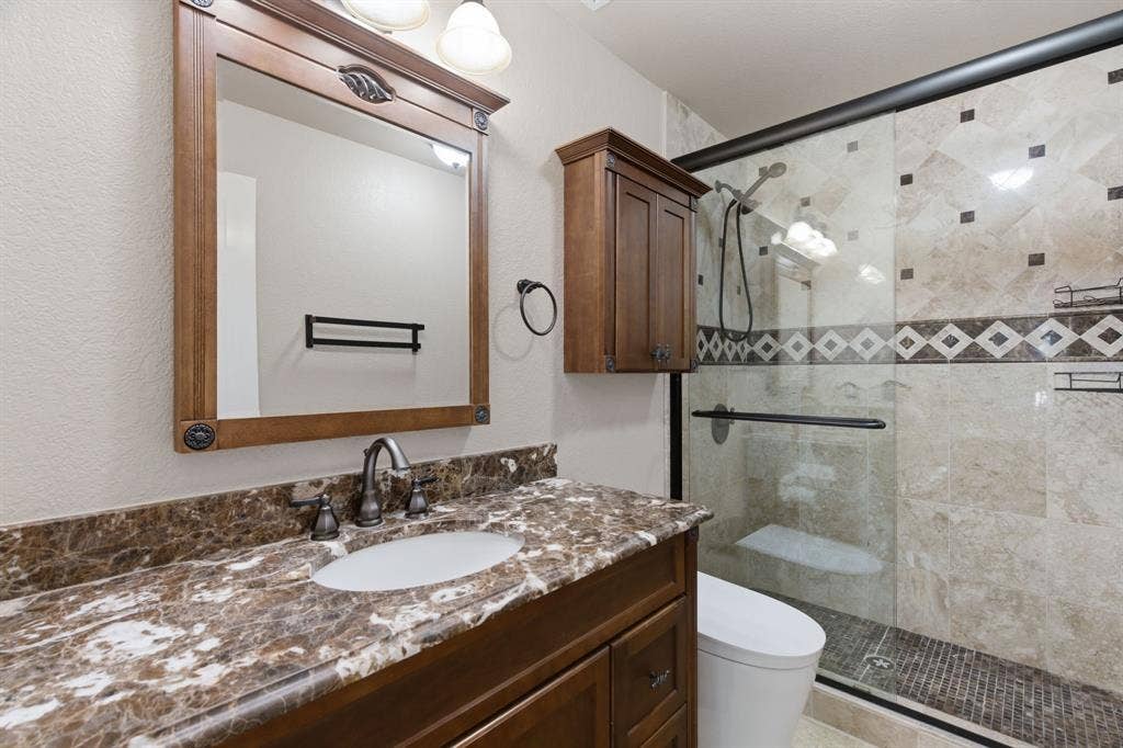 5405 N Briar Ridge Circle, McKinney, TX 75072 5405 N Briar Ridge Circle, McKinney, TX 75072