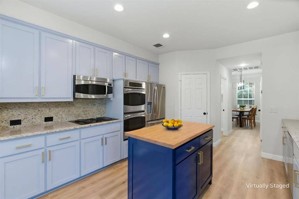 5405 N Briar Ridge Circle, McKinney, TX 75072 5405 N Briar Ridge Circle, McKinney, TX 75072