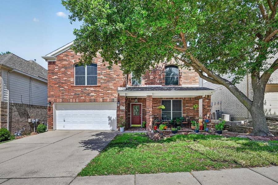 Property photo for 9956 Delamere Drive, Fort Worth, TX