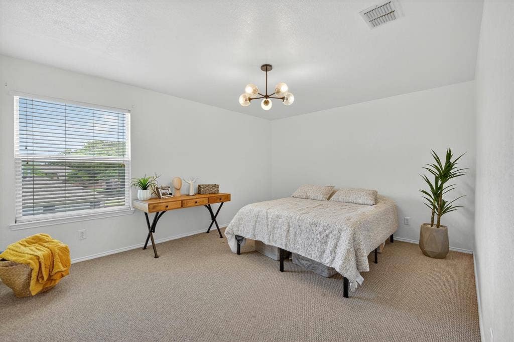 8208 Hidden Path Lane, Denton, TX 76210