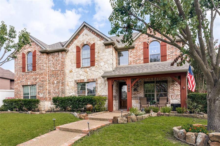 Property photo for 608 Chalk Hill Lane, Murphy, TX
