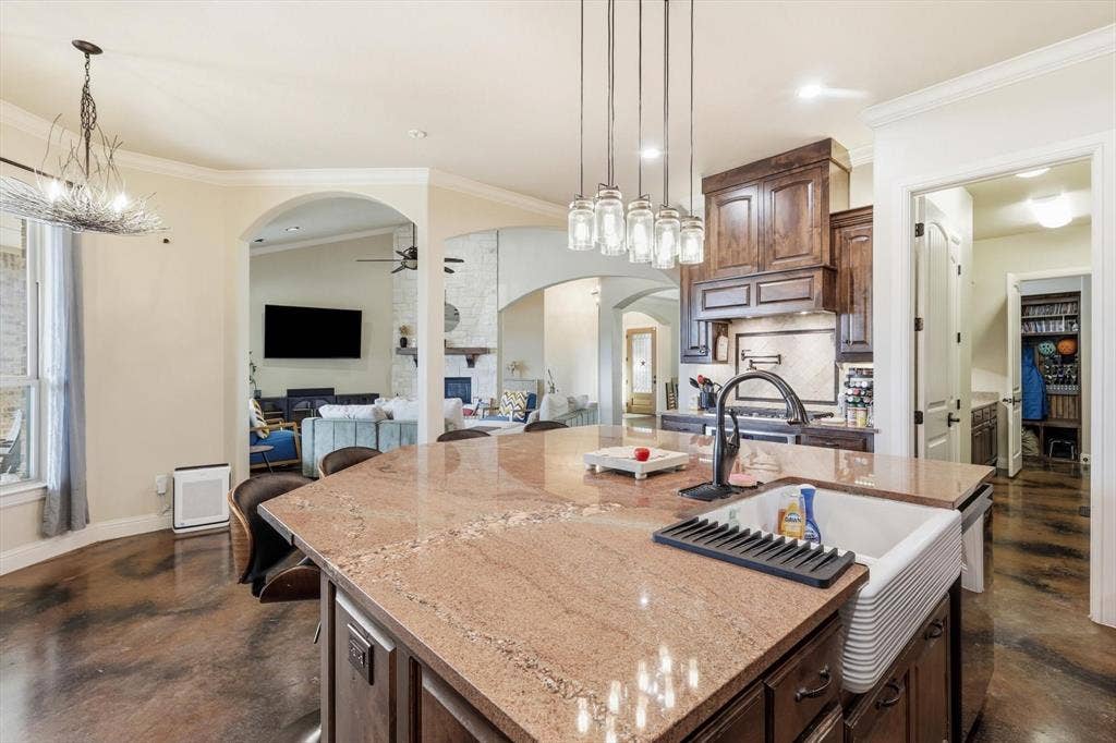 1040 Lighthouse Court, Grand Prairie, TX 75104 1040 Lighthouse Court, Grand Prairie, TX 75104