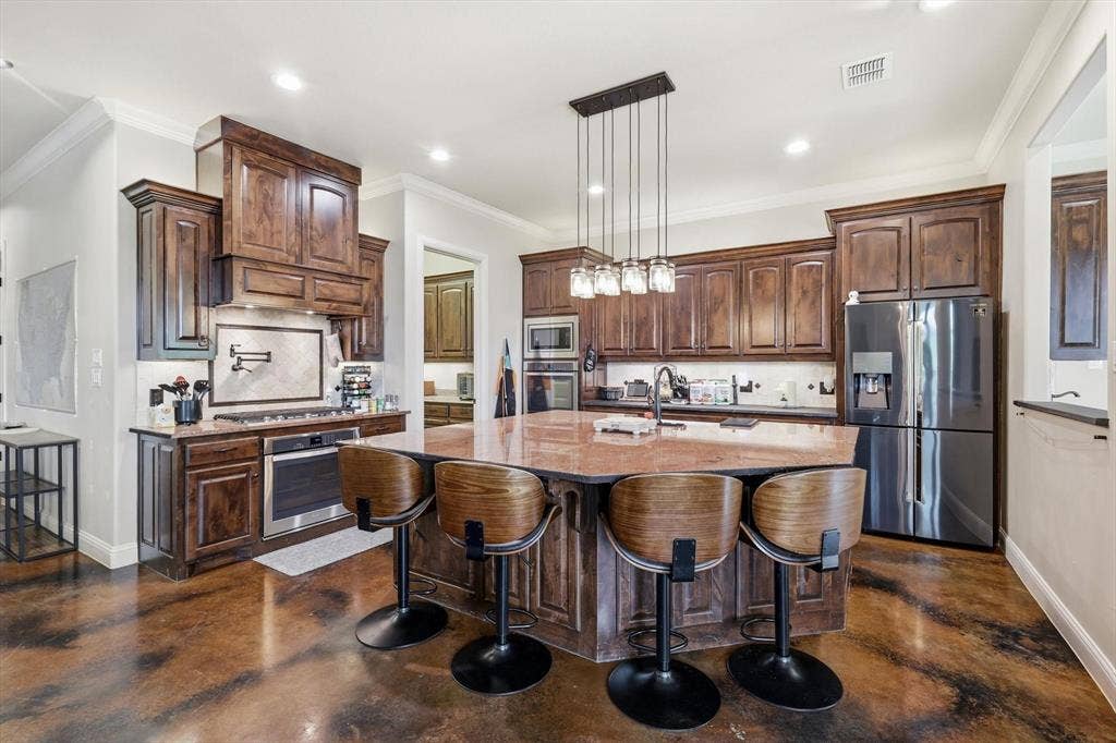 1040 Lighthouse Court, Grand Prairie, TX 75104 1040 Lighthouse Court, Grand Prairie, TX 75104