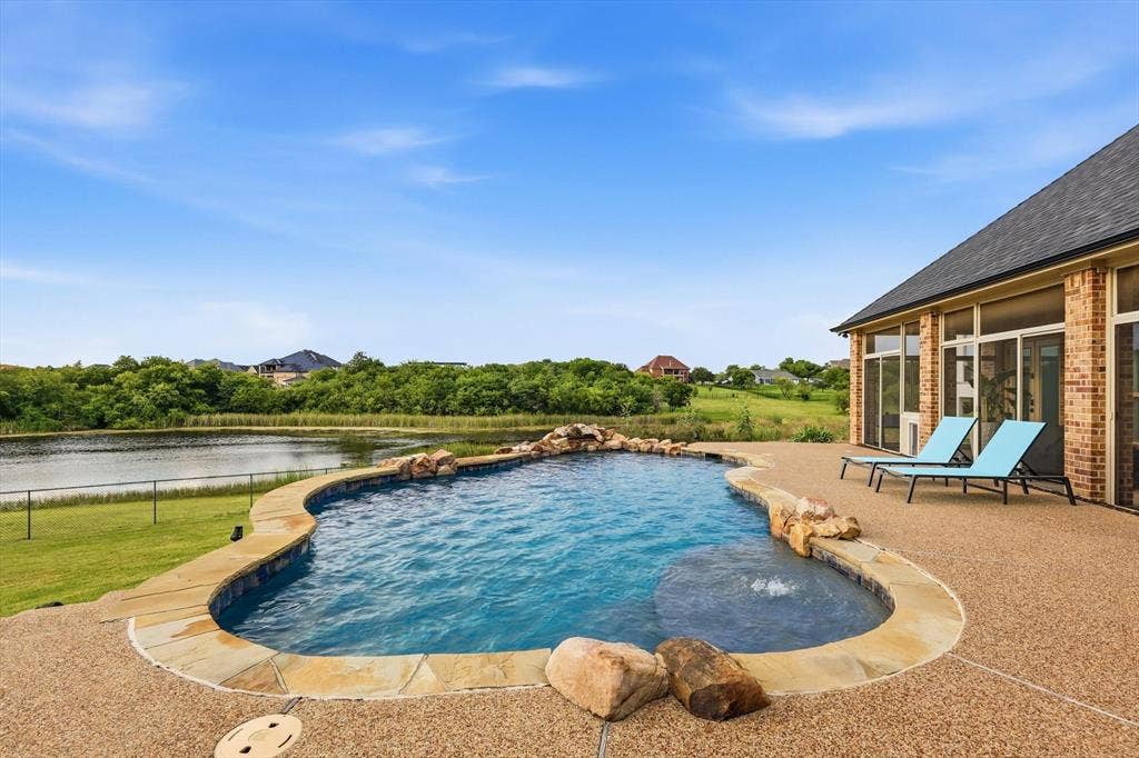 1040 Lighthouse Court, Grand Prairie, TX 75104 1040 Lighthouse Court, Grand Prairie, TX 75104