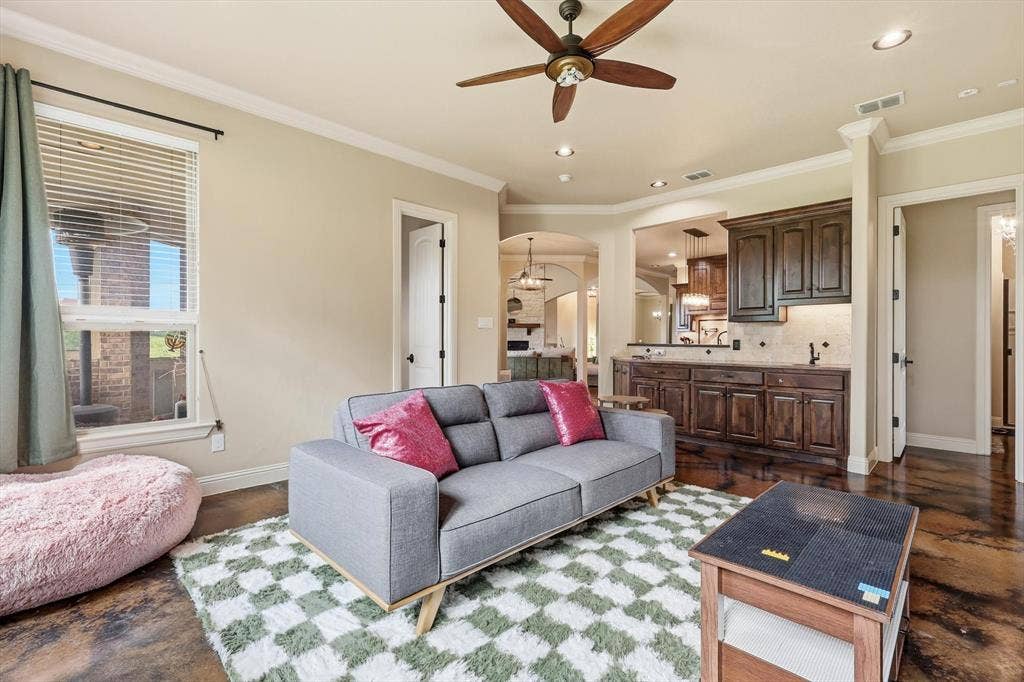 1040 Lighthouse Court, Grand Prairie, TX 75104 1040 Lighthouse Court, Grand Prairie, TX 75104