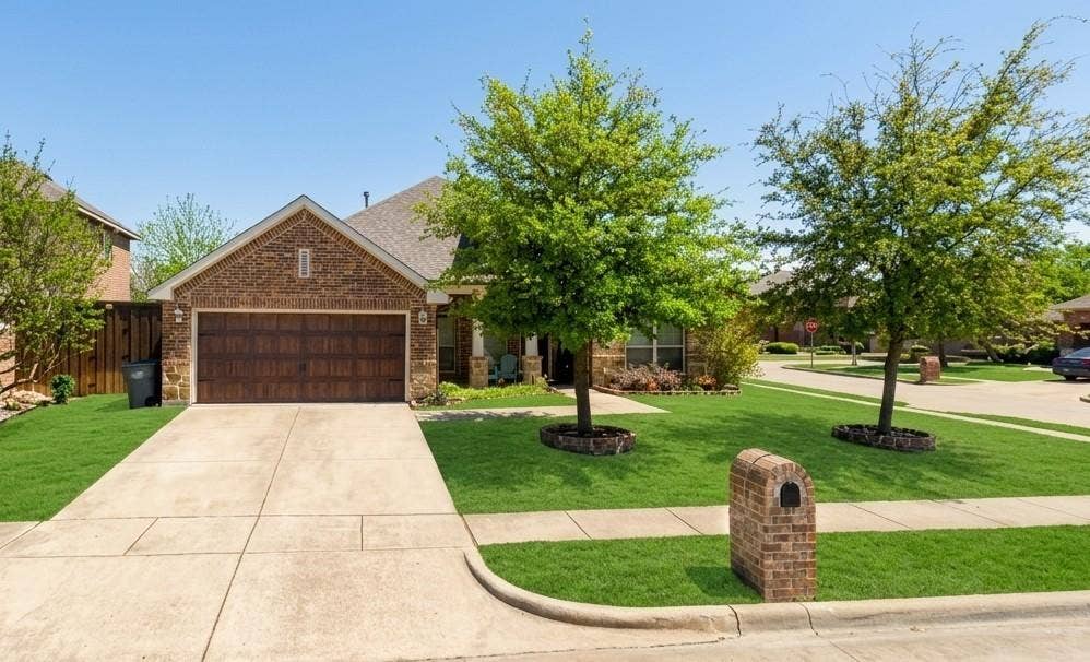 2013 Fairway Bend Drive, Wylie, TX 75098 Charming 4 bedroom home in great community