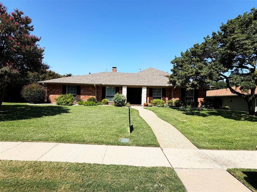 Property photo for 3303 Canyon Creek Drive, Richardson, TX
